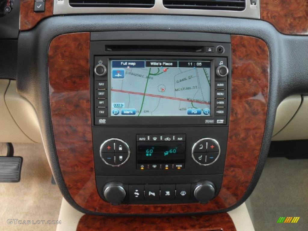 2007 Chevrolet Suburban 1500 LTZ 4x4 Navigation Photo #46972521