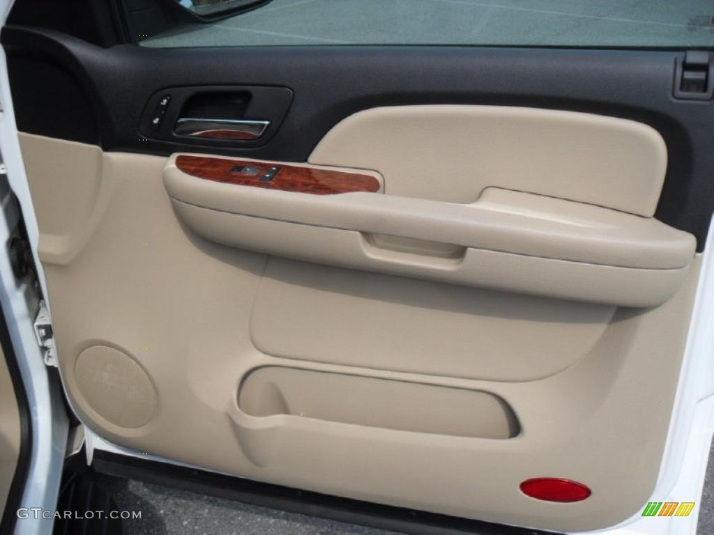 2007 Chevrolet Suburban 1500 LTZ 4x4 Door Panel Photos