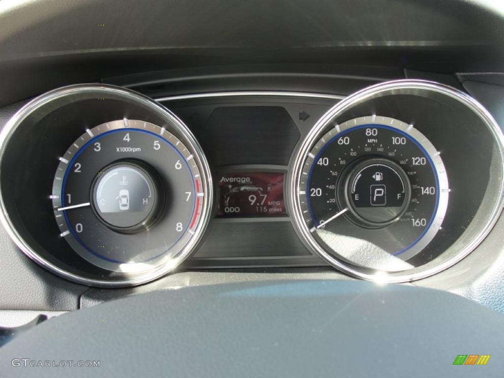 2011 Hyundai Sonata SE 2.0T Gauges Photo #46973055