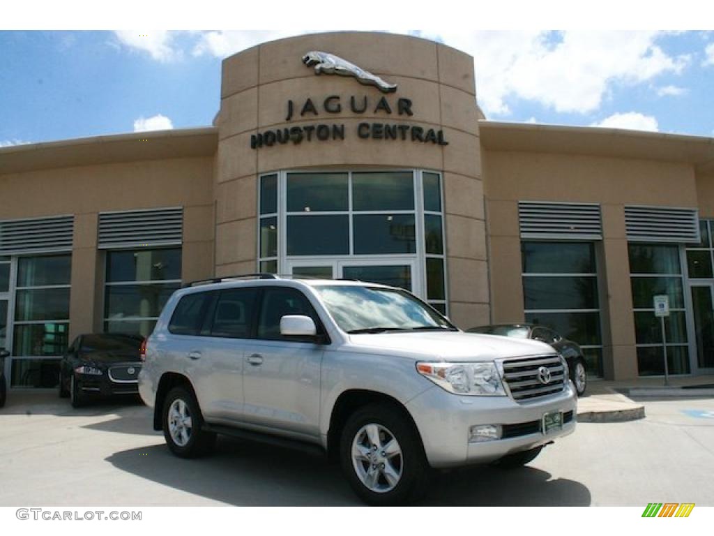 Classic Silver Metallic Toyota Land Cruiser