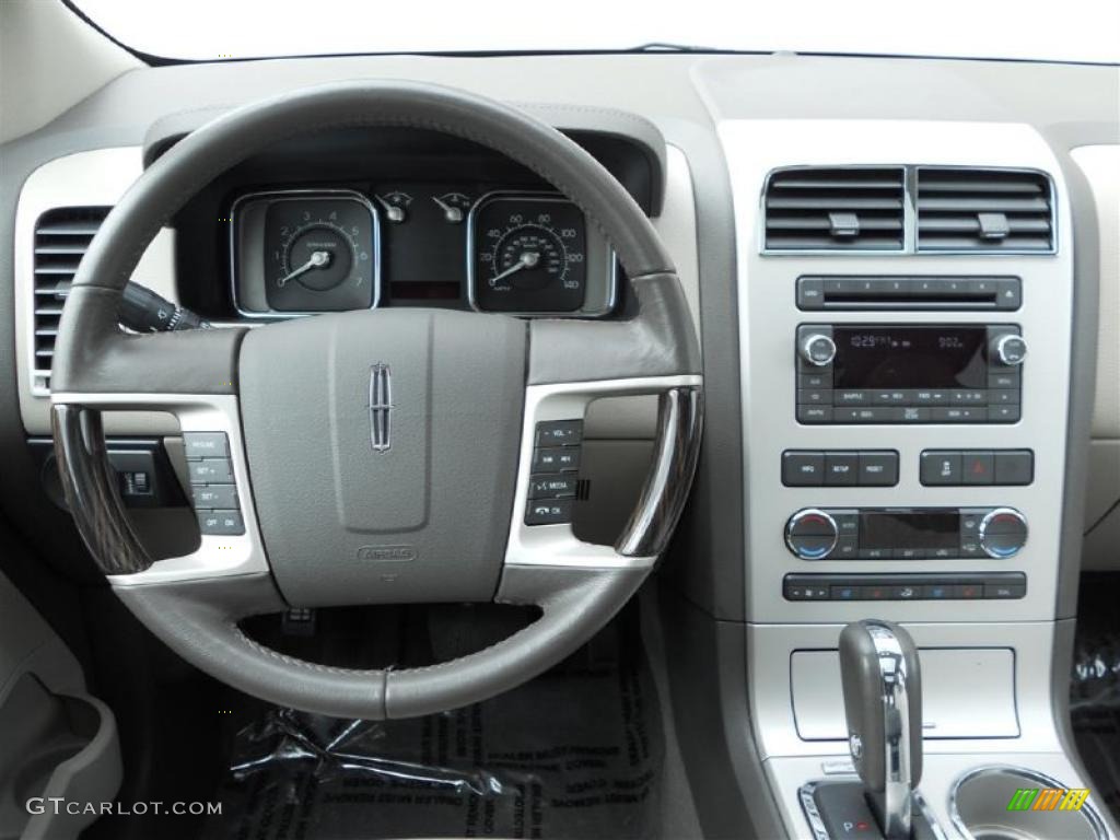 2008 Lincoln MKX AWD Medium Light Stone Dashboard Photo #46974150