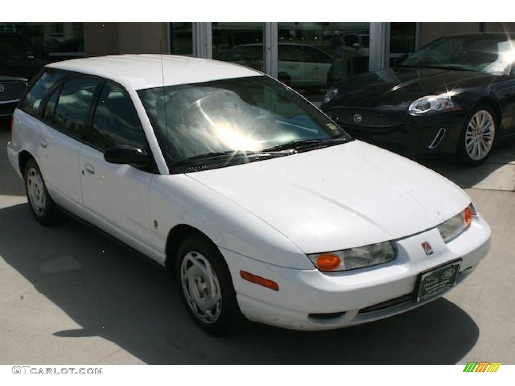 2000 S Series SW2 Wagon - Bright White / Gray photo #13