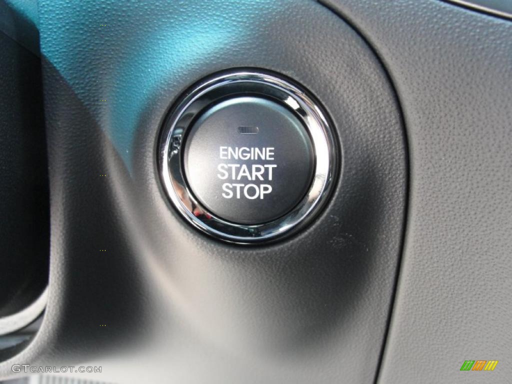 2011 Hyundai Genesis Coupe 2.0T Premium Controls Photo #46974753