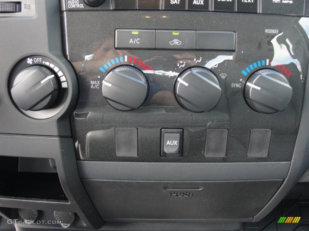 2011 Toyota Tundra Double Cab Controls Photo #46975833