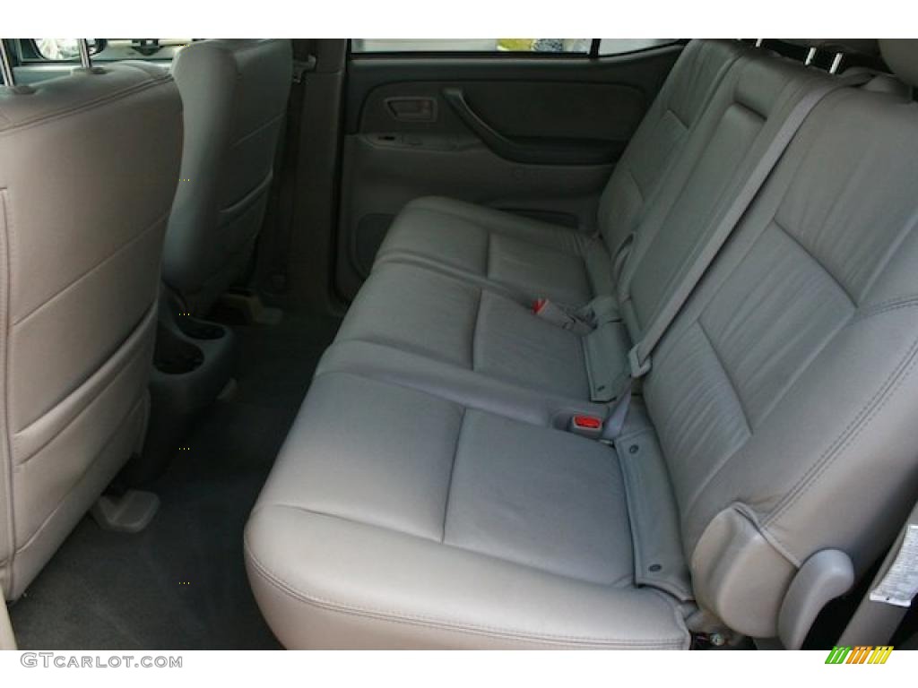 Light Charcoal Interior 2005 Toyota Sequoia SR5 4WD Photo #46976082