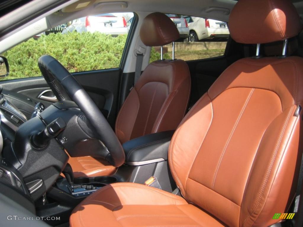 Black/Saddle Interior 2011 Hyundai Tucson Limited Photo #46976090