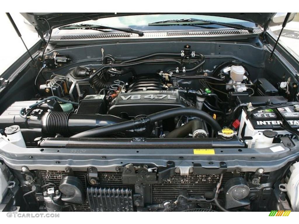 2005 Toyota Sequoia SR5 4WD Engine Photos