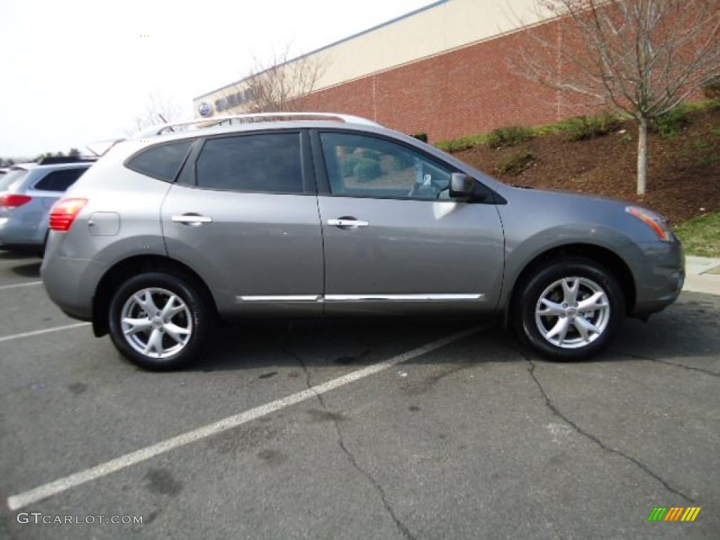 2011 Rogue SV AWD - Gotham Gray Metallic / Gray photo #6
