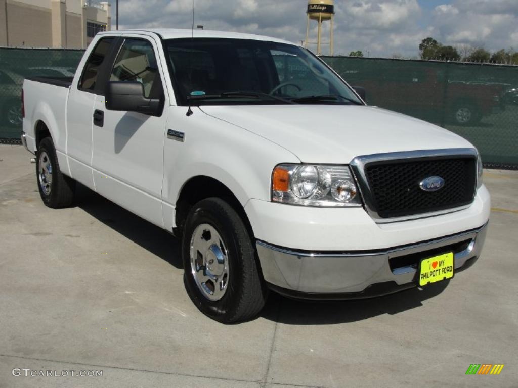 2007 F150 XLT SuperCab - Oxford White / Medium/Dark Flint photo #1