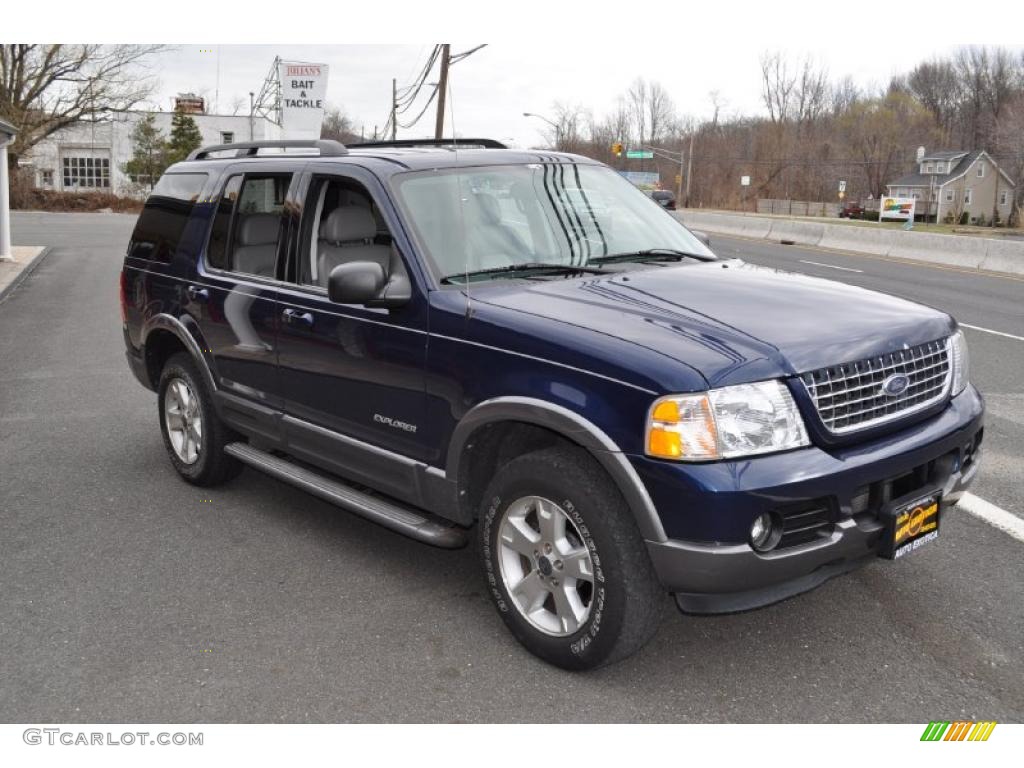 2004 Explorer XLT 4x4 - Dark Blue Pearl Metallic / Graphite photo #2