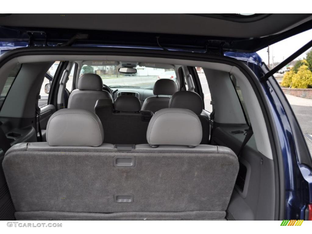 2004 Explorer XLT 4x4 - Dark Blue Pearl Metallic / Graphite photo #7