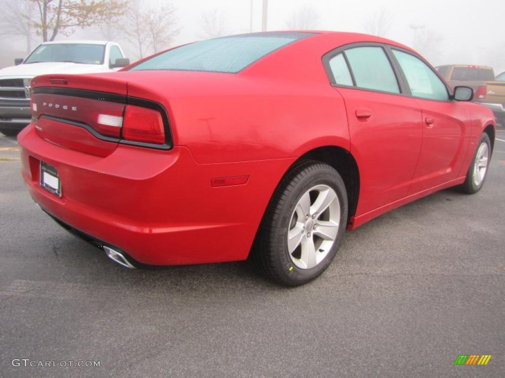Redline 3-Coat Pearl 2011 Dodge Charger SE Exterior Photo #46981155