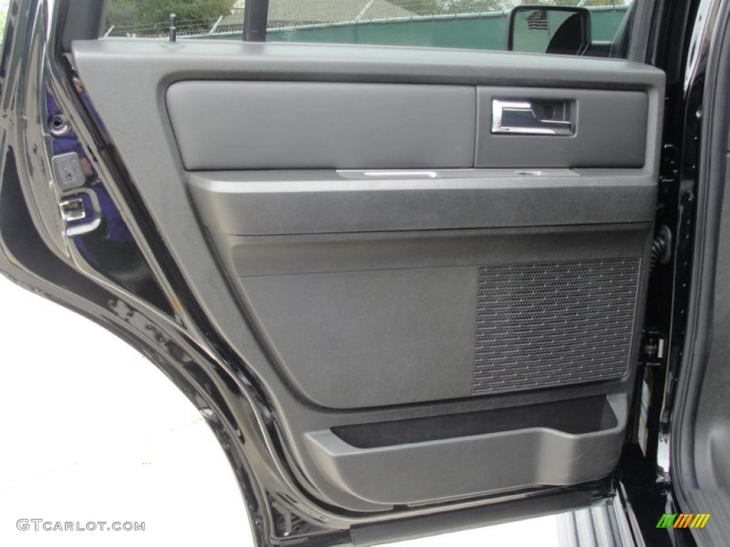 2009 Ford Expedition XLT Charcoal Black Door Panel Photo #46981275