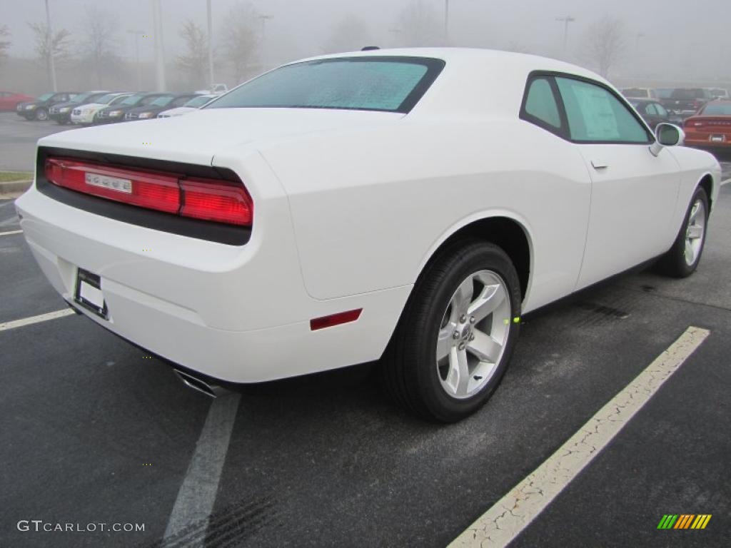 Bright White 2011 Dodge Challenger SE Exterior Photo #46981554