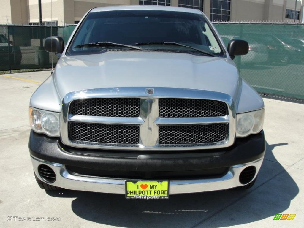 2004 Ram 1500 SLT Quad Cab - Bright Silver Metallic / Dark Slate Gray photo #8