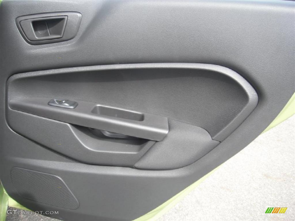2011 Fiesta SE Hatchback - Lime Squeeze Metallic / Charcoal Black/Blue Cloth photo #22