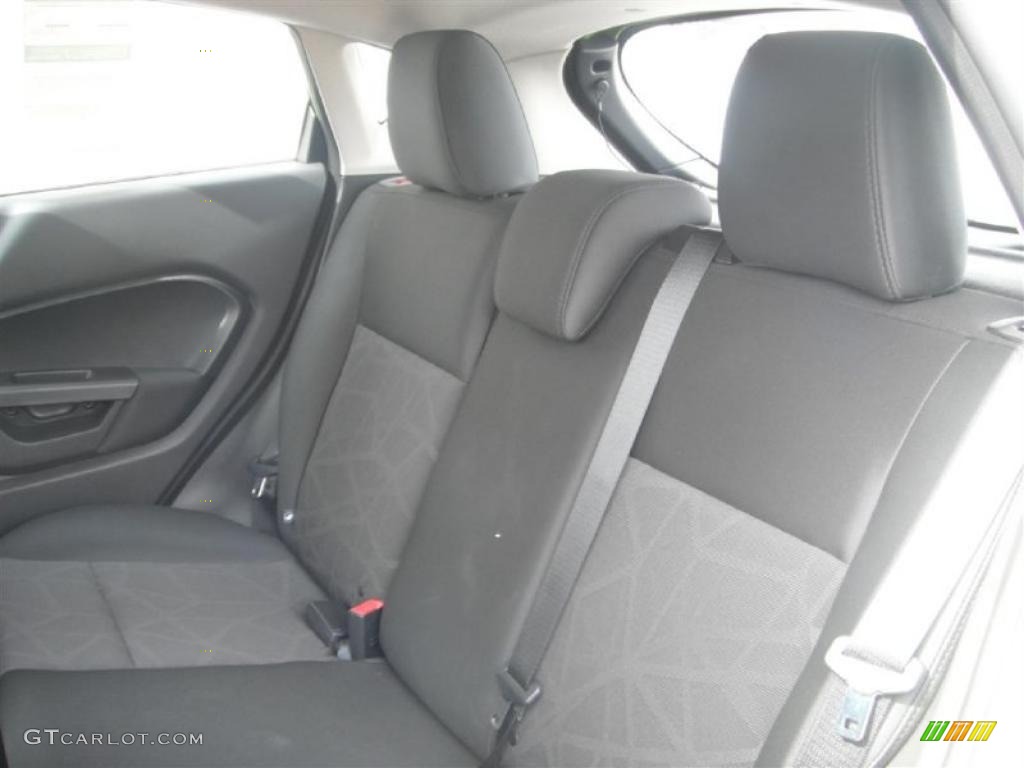 2011 Fiesta SE Hatchback - Lime Squeeze Metallic / Charcoal Black/Blue Cloth photo #26