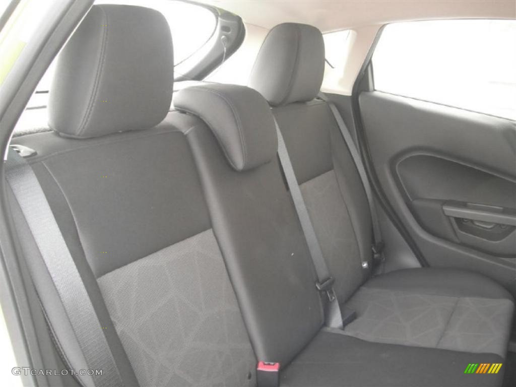2011 Fiesta SE Hatchback - Lime Squeeze Metallic / Charcoal Black/Blue Cloth photo #28
