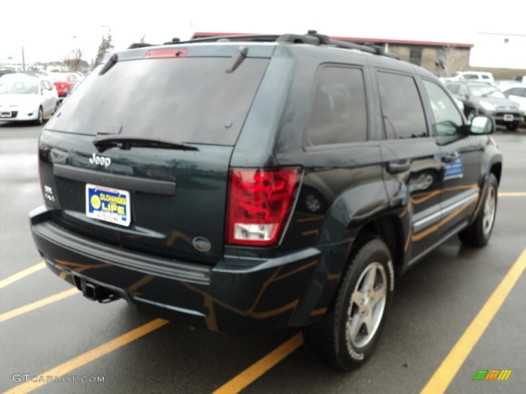 2005 Grand Cherokee Laredo 4x4 - Deep Beryl Green Pearl / Medium Slate Gray photo #2