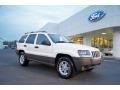 2004 Stone White Jeep Grand Cherokee Laredo  photo #1