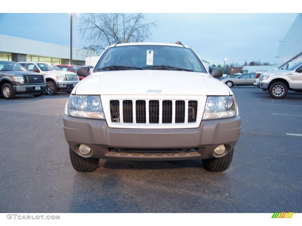 2004 Grand Cherokee Laredo - Stone White / Dark Slate Gray photo #7