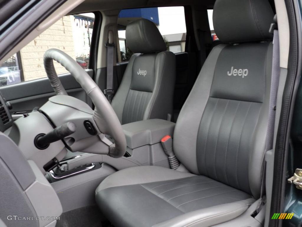 2005 Grand Cherokee Laredo 4x4 - Deep Beryl Green Pearl / Medium Slate Gray photo #17