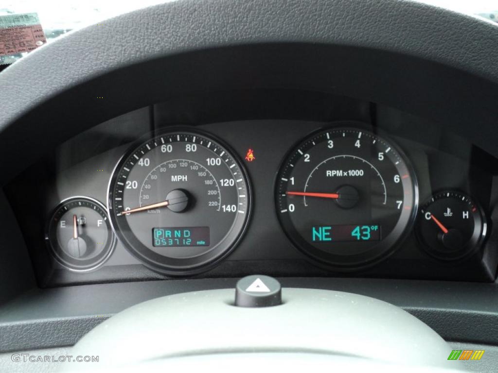 2005 Grand Cherokee Laredo 4x4 - Deep Beryl Green Pearl / Medium Slate Gray photo #32