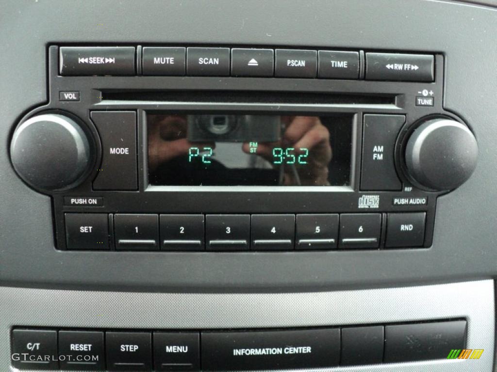 2005 Grand Cherokee Laredo 4x4 - Deep Beryl Green Pearl / Medium Slate Gray photo #33