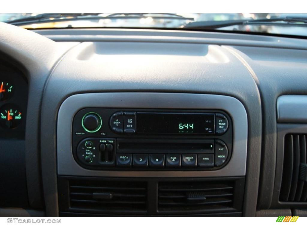 2004 Grand Cherokee Laredo - Stone White / Dark Slate Gray photo #29