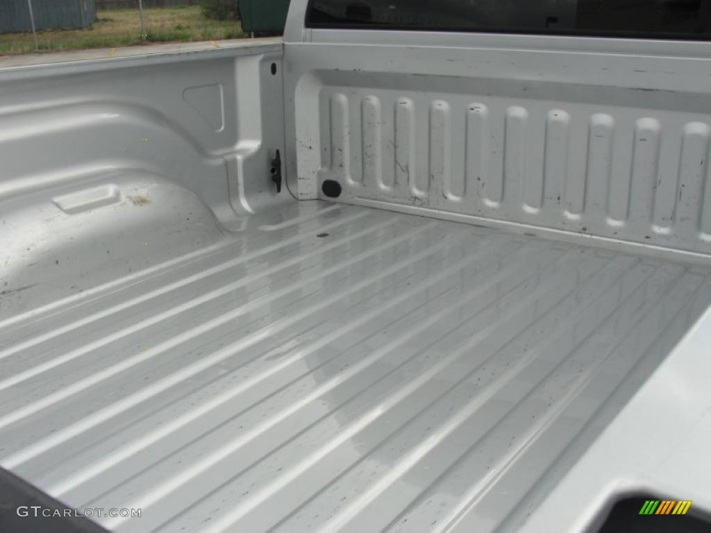 2006 Ram 1500 ST Quad Cab - Bright Silver Metallic / Medium Slate Gray photo #37