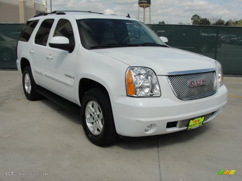 2007 Yukon SLE - Summit White / Light Titanium photo #1