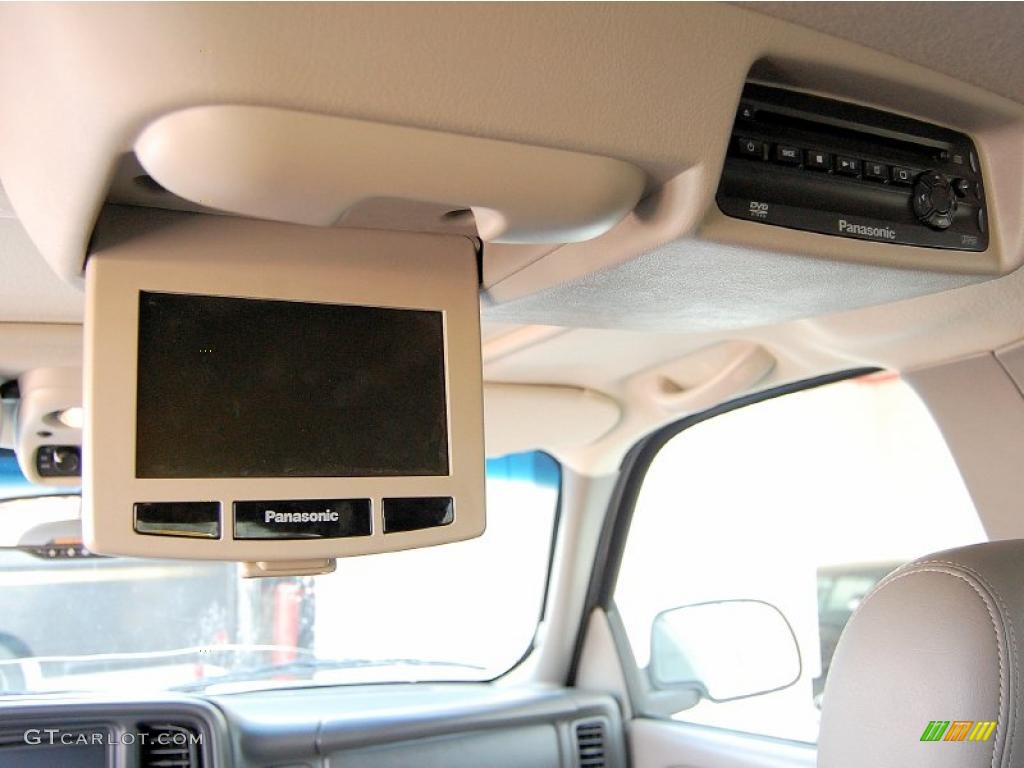 2006 Tahoe Z71 4x4 - Summit White / Gray/Dark Charcoal photo #4