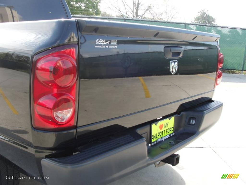 2008 Ram 1500 ST Regular Cab - Brilliant Black Crystal Pearl / Medium Slate Gray photo #17