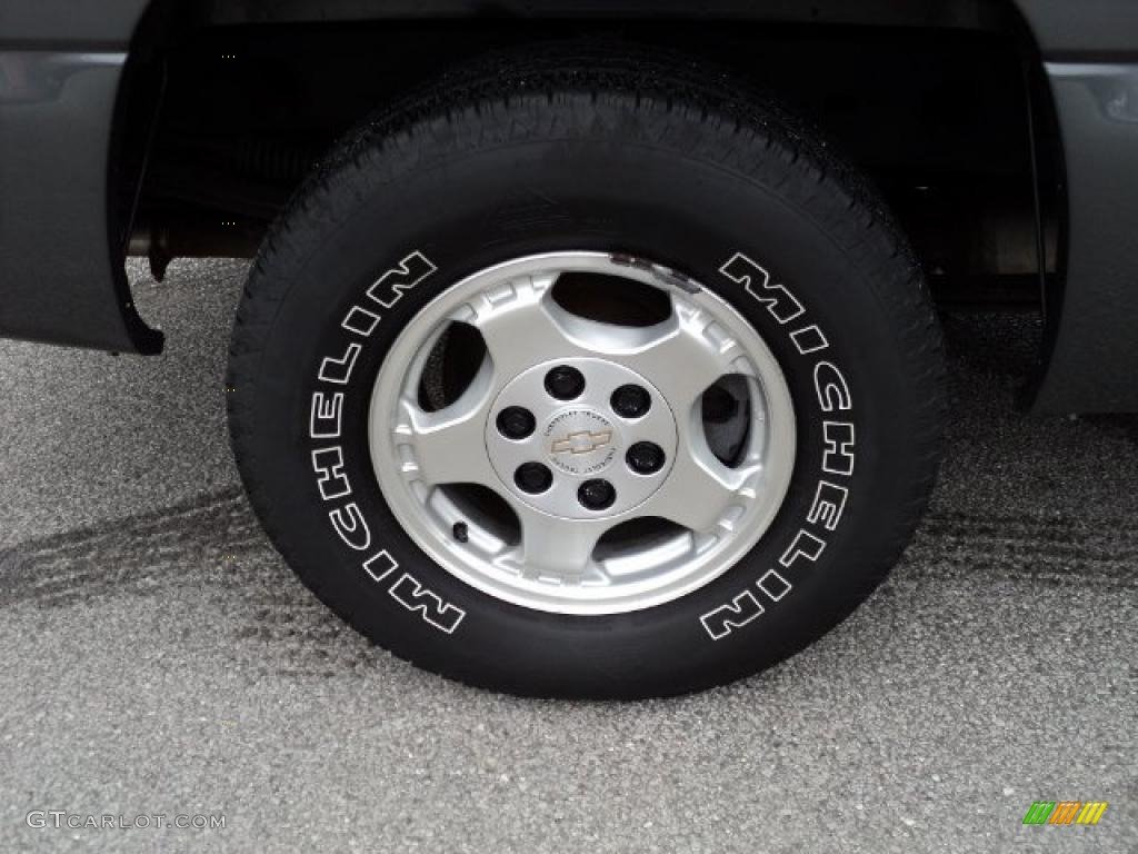 2001 Chevrolet Silverado 1500 LS Extended Cab Wheel Photo #46991829