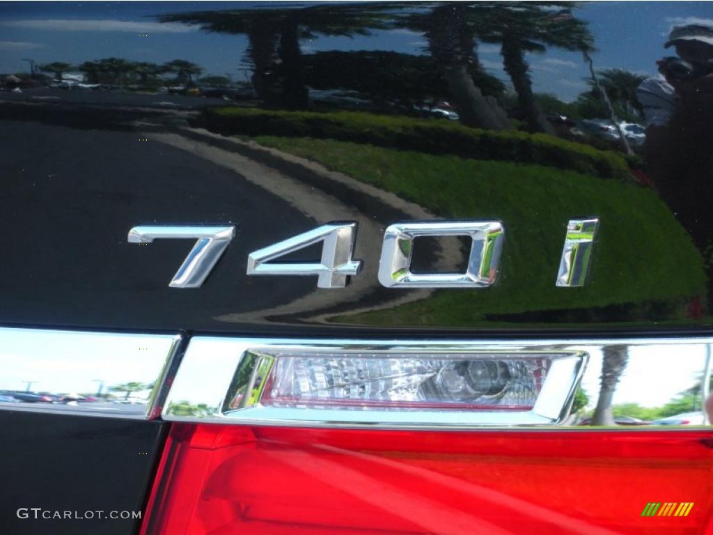 2011 BMW 7 Series 740i Sedan Marks and Logos Photo #46992948