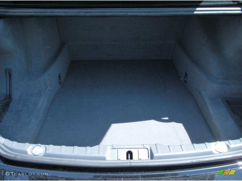 2011 BMW 7 Series 740i Sedan Trunk Photo #46993191