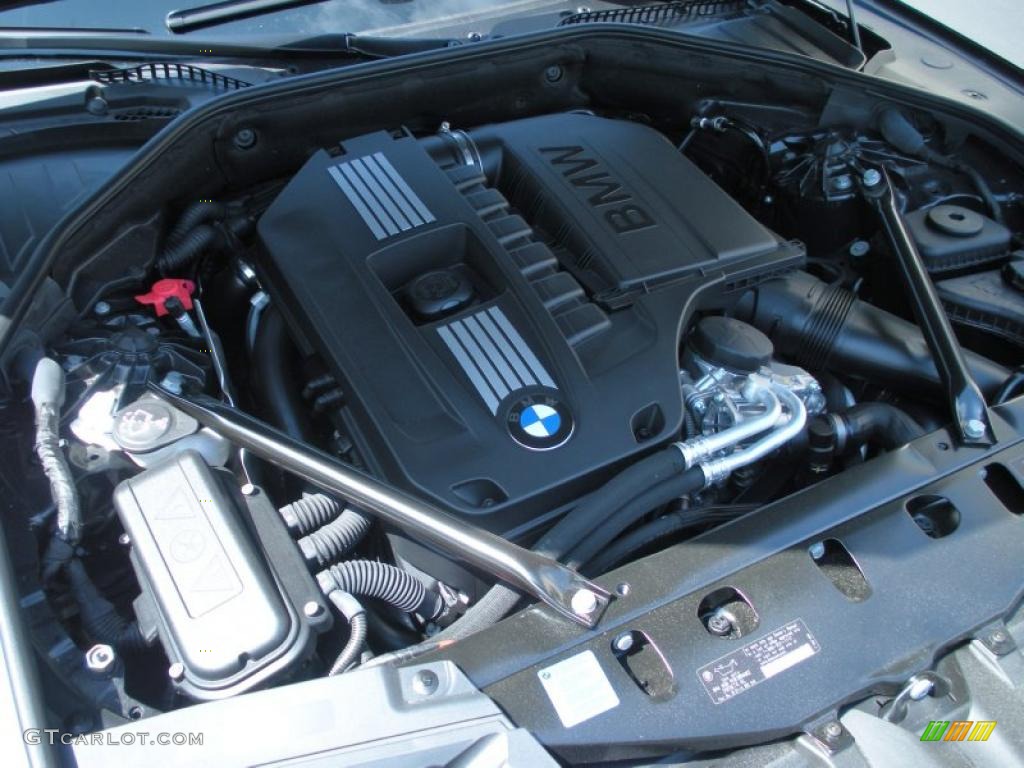 2011 BMW 7 Series 740i Sedan 3.0 Liter DI TwinPower Turbo DOHC 24-Valve VVT Inline 6 Cylinder Engine Photo #46993212