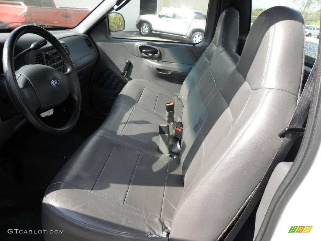 Medium Graphite Grey Interior 2003 Ford F150 XL Regular Cab Photo #46994730