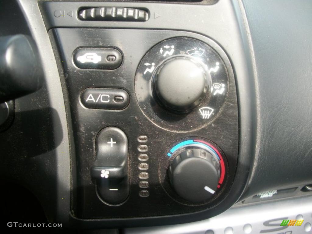 2006 Honda S2000 Roadster Controls Photo #46995897
