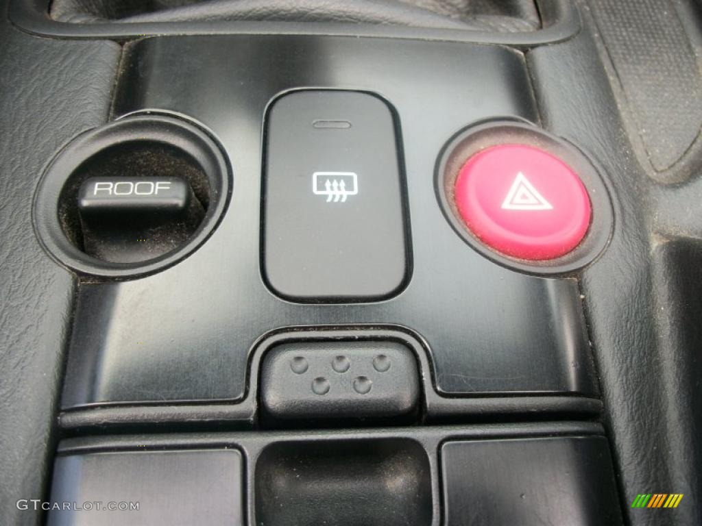 2006 Honda S2000 Roadster Controls Photo #46995951