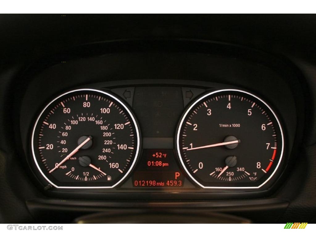 2010 BMW 1 Series 135i Convertible Gauges Photo #46996344