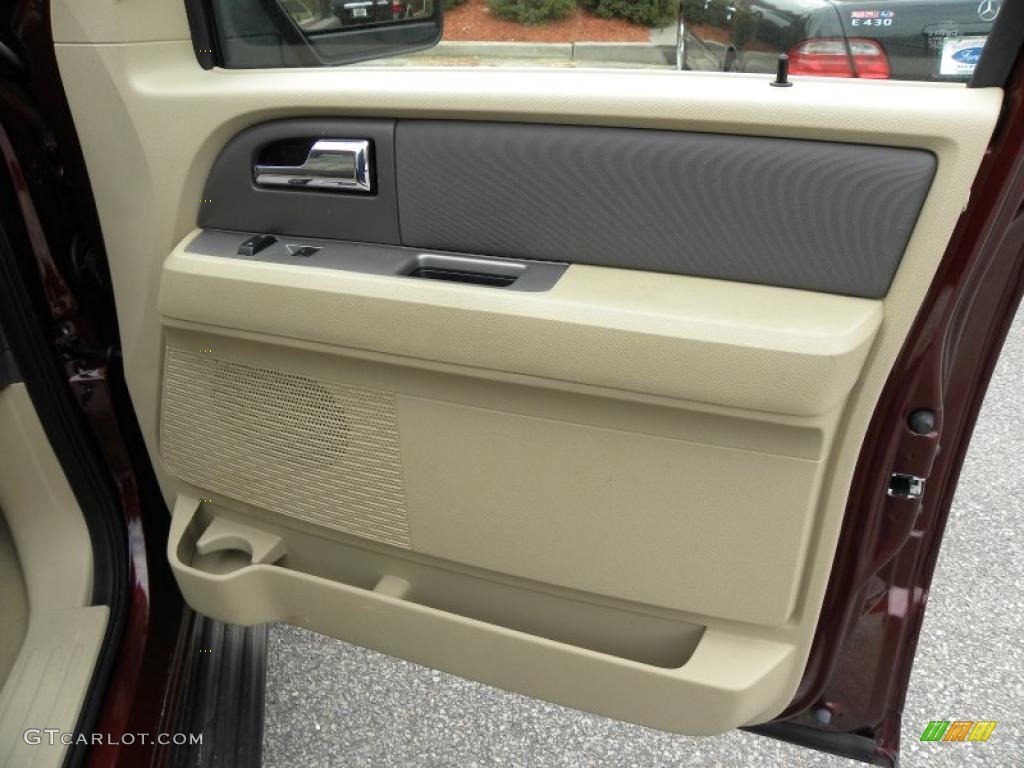 2010 Ford Expedition XLT Door Panel Photos