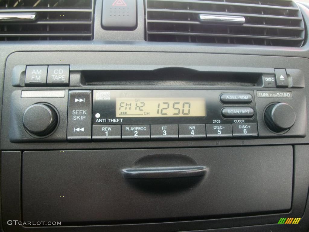 2004 Honda Civic EX Coupe Controls Photo #46997034
