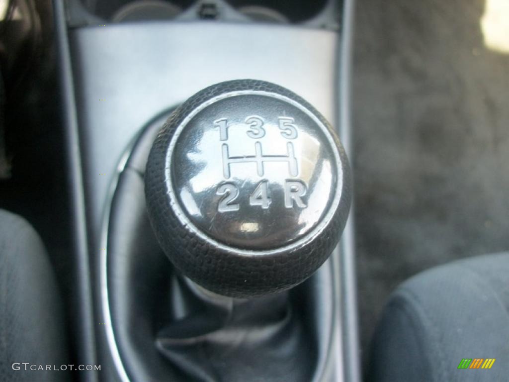 2004 Honda Civic EX Coupe 5 Speed Manual Transmission Photo #46997049