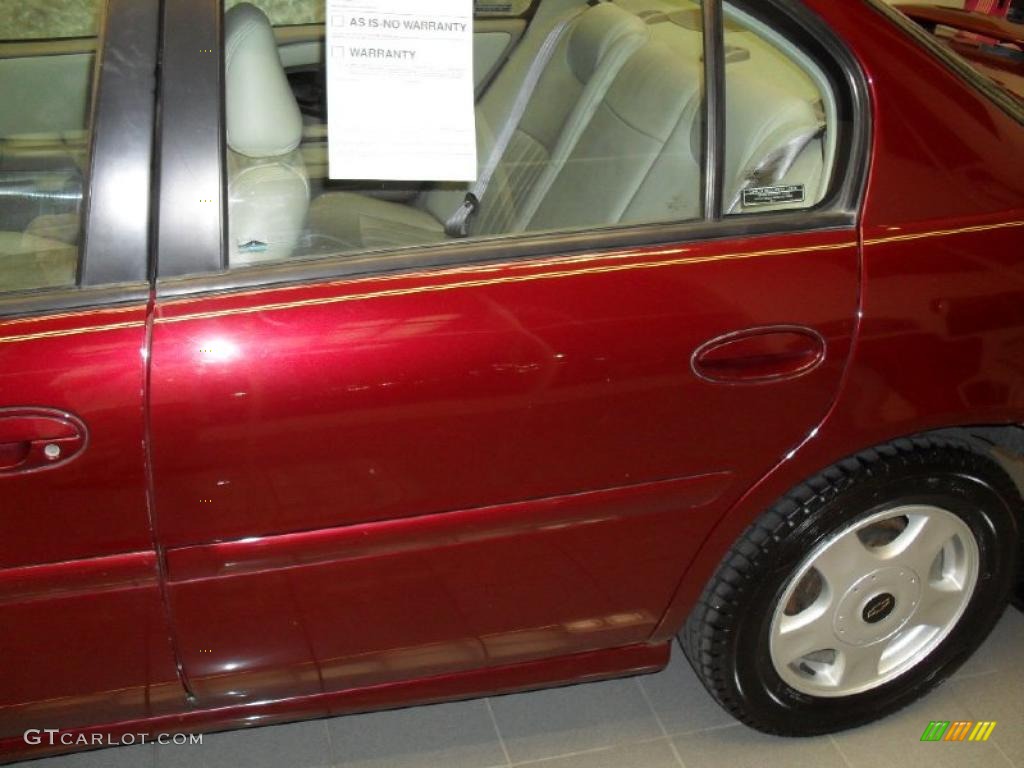 2001 Malibu LS Sedan - Monterey Maroon Metallic / Neutral photo #5