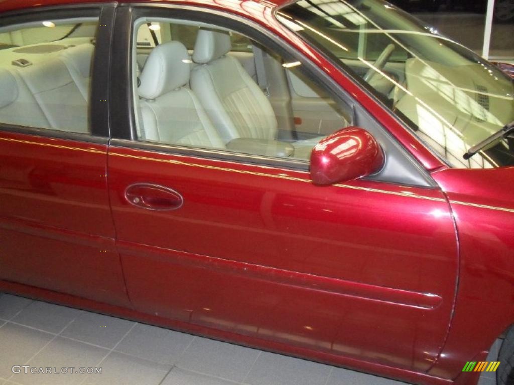 2001 Malibu LS Sedan - Monterey Maroon Metallic / Neutral photo #11