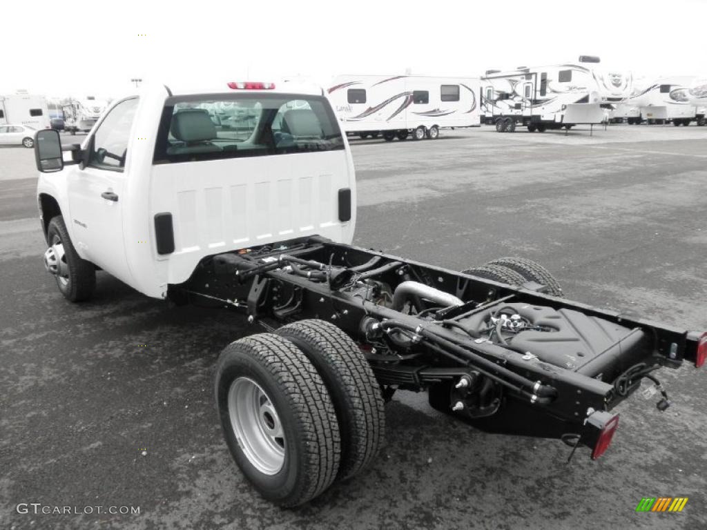 Summit White 2011 GMC Sierra 3500HD Work Truck Regular Cab Chassis Exterior Photo #46998648