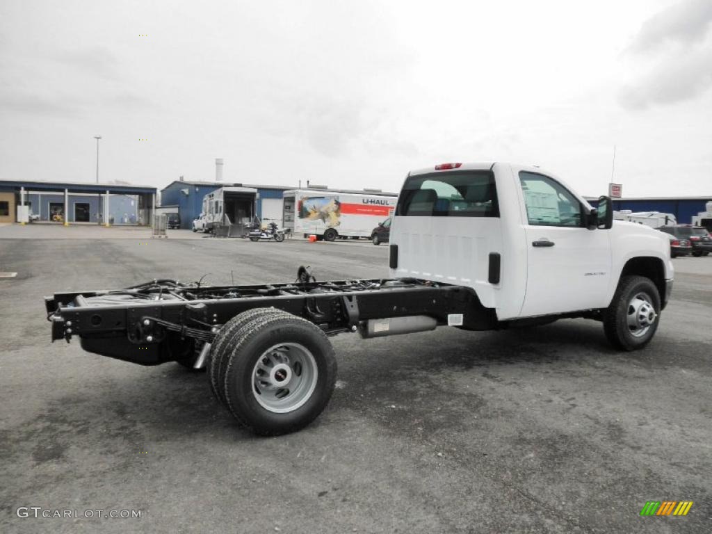 Summit White 2011 GMC Sierra 3500HD Work Truck Regular Cab Chassis Exterior Photo #46998906