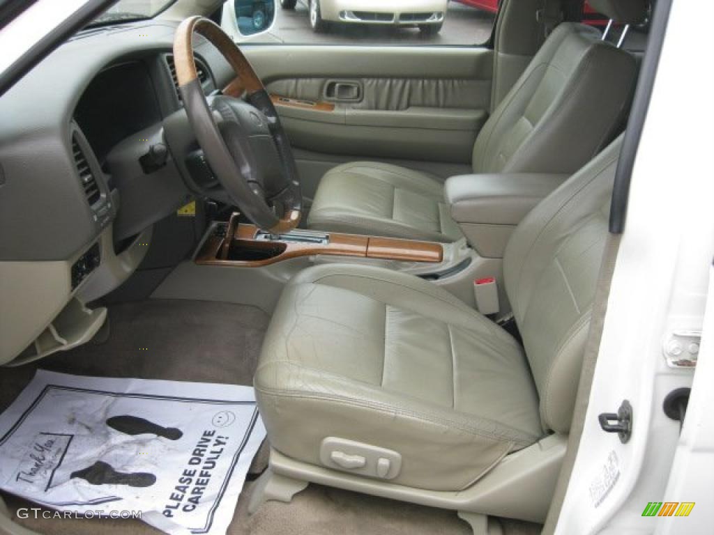 Stone Beige Interior 2001 Infiniti QX4 4x4 Photo #47001180