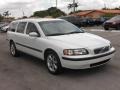 Ice White - V70 2.4 Photo No. 7